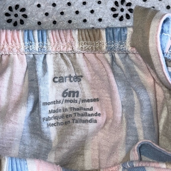 🛍 CUTE LITTLE GIRLS OUTFIT SIZE 6 MONTHS 🛍 - Picture 4 of 6